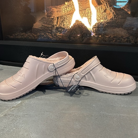 Nautica River Breeze Clogs fur lined, casual/sport slip-on,adjustable back strap - Picture 5 of 9